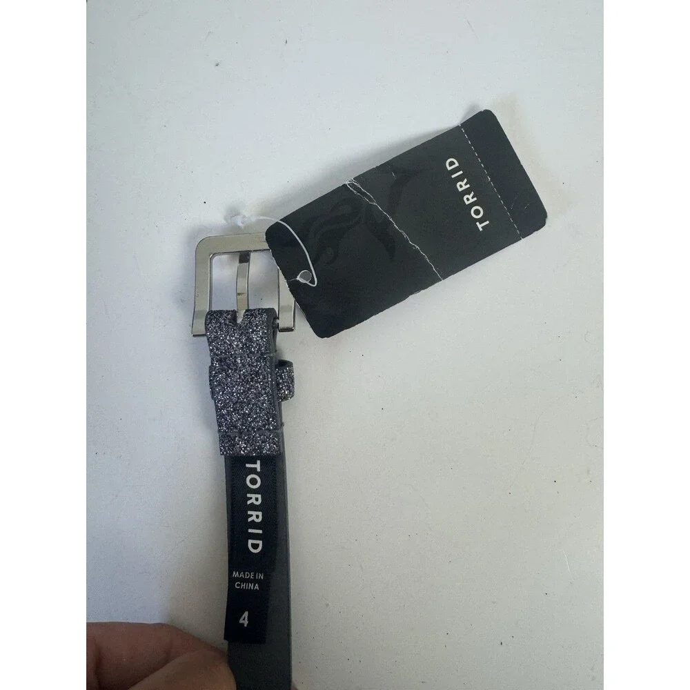 Torrid Glitter Belt Size 4 Silver Sparkle Faux Leather Women’s New